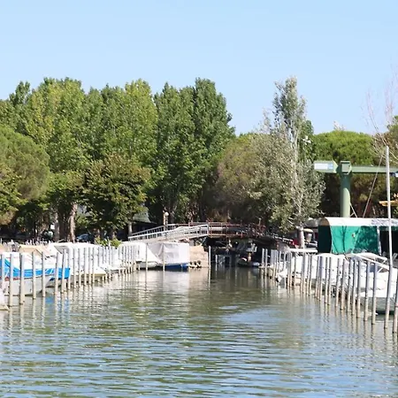 Glamping Lago Trasimeno טואורו סול טראסימנו