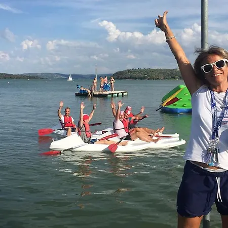 Glamping Lago Trasimeno אוהל מפואר